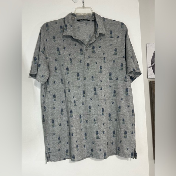 Travis Mathew Light Gray Polo with Pineapple Design - Picture 2 of 8